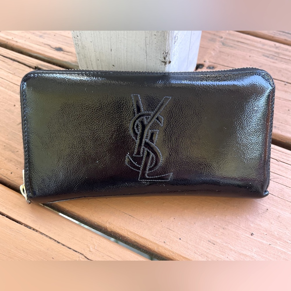 Yves Saint Laurent Black Patent Leather Belle De Jour Zip Around Wallet